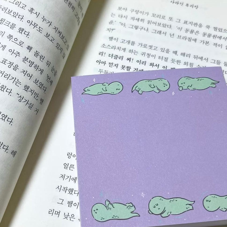 Jurawrsic Melon Dinosaur Memo Pad 9×9 cm | Cute Sleeping Dino Illustration | 100 Sheets